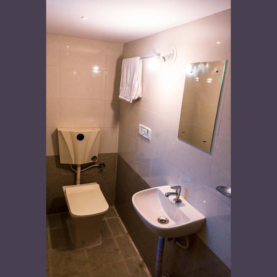 Anandvan Beach Resort Alībāg Εξωτερικό φωτογραφία